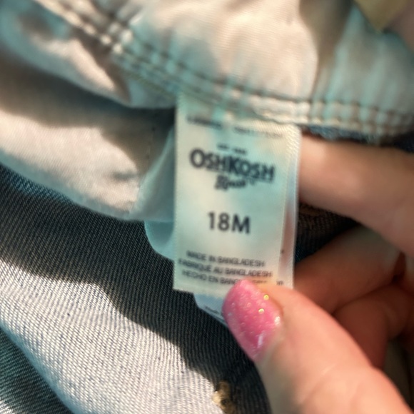OshKosh Toddler Overalls Size 18 months - Picture 4 of 4